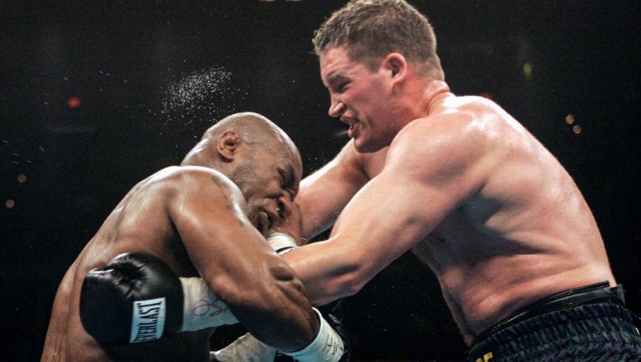 trận đấu cuối cùng của Mike Tyson